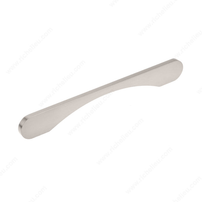 Richelieu 7303224195 Modern Metal Pull - 7303, Brushed Nickel, 8 13/16 in, 10 5/8 in