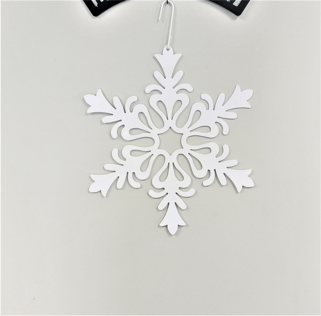 Showflake Floral Design WHITE