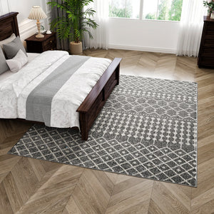 Eviva Grid 8' x 10' Geometric Gray/Cream Rug