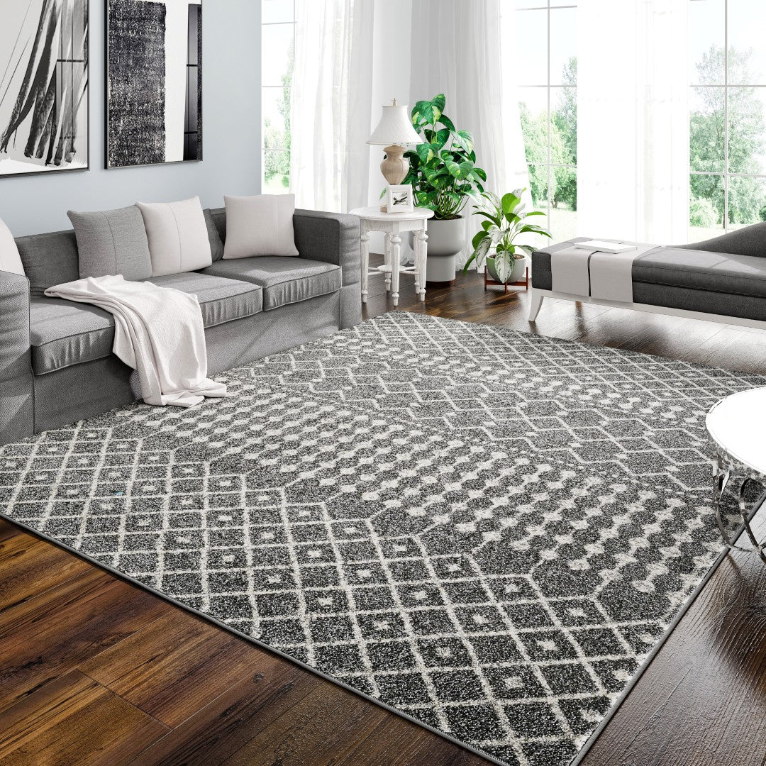 Eviva Grid 8' x 10' Geometric Gray/Cream Rug
