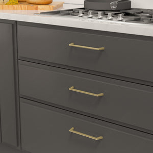Richelieu BP236896195 Modern Metal Pull - 2368, Brushed Nickel, 3 25/32 in, 4 13/32 in