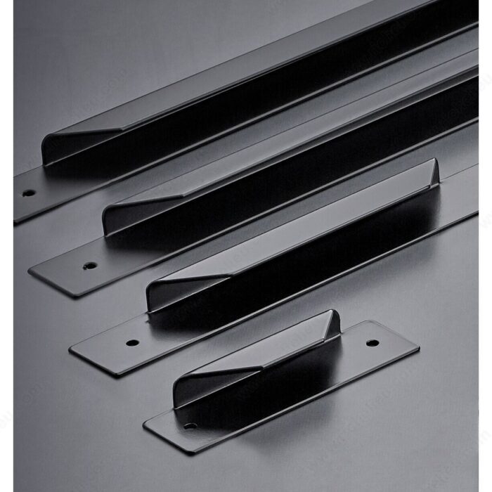 Richelieu 7145140900 Modern Metal Pull - 7145, Surface Application Models, 4 11/32 in, 5 1/2 in