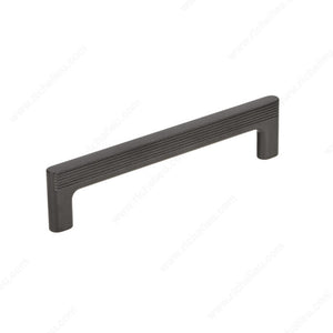 Richelieu BP267896195 Modern Metal Pull - 2678, Brushed Nickel, 3 25/32 in, 4 1/4 in