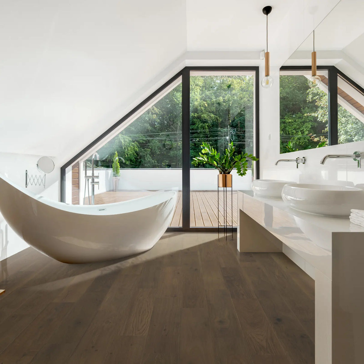 CALI Reyes Reserve Pacifica Laminate Plank Wide+ Click 7703000800 47-13/16 x 7-11/16 x 10mm (25.5 Sqft)
