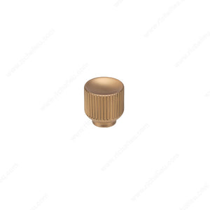 Richelieu 147226CHSAT Modern Metal Knob - 1472, Satin Champagne, 1 1/32 in