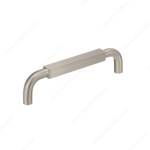 Richelieu 8863128195 Modern Metal Pull - 8863, Brushed Nickel, 5 1/32 in, 5 15/32 in