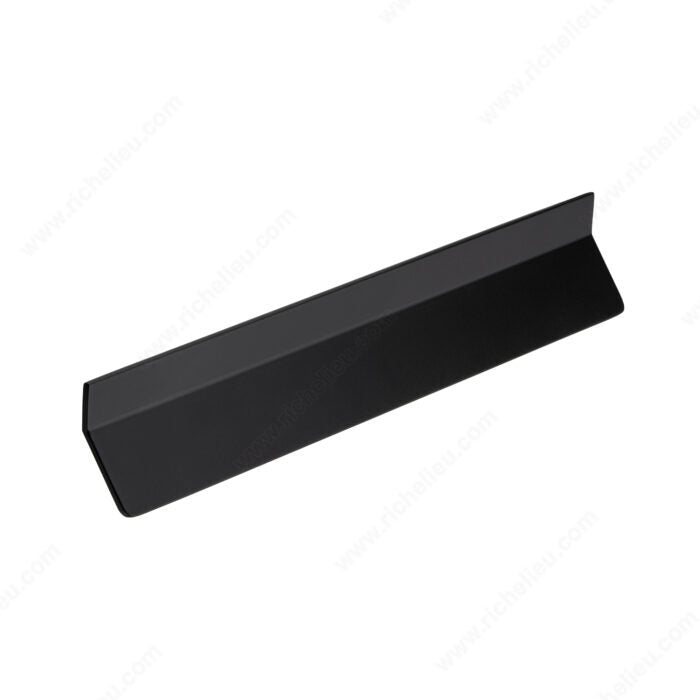 Richelieu 153164900 Modern Metal Pull - 1531, Matte Black, 2 17/32 in, 5 29/32 in