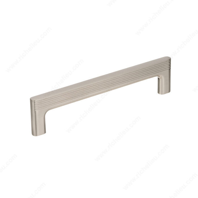 Richelieu BP267896195 Modern Metal Pull - 2678, Brushed Nickel, 3 25/32 in, 4 1/4 in