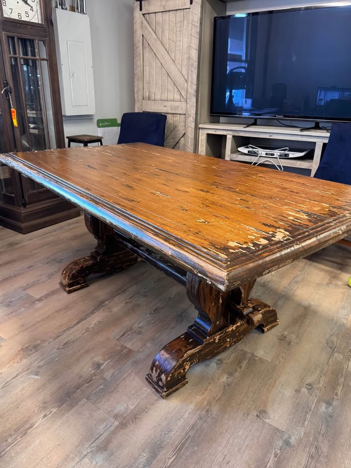 Restoration Hardware 17th Century Spanish Walnut Trestle Rectangular Distressed Wood Dining Table Solid Wood Seats 6