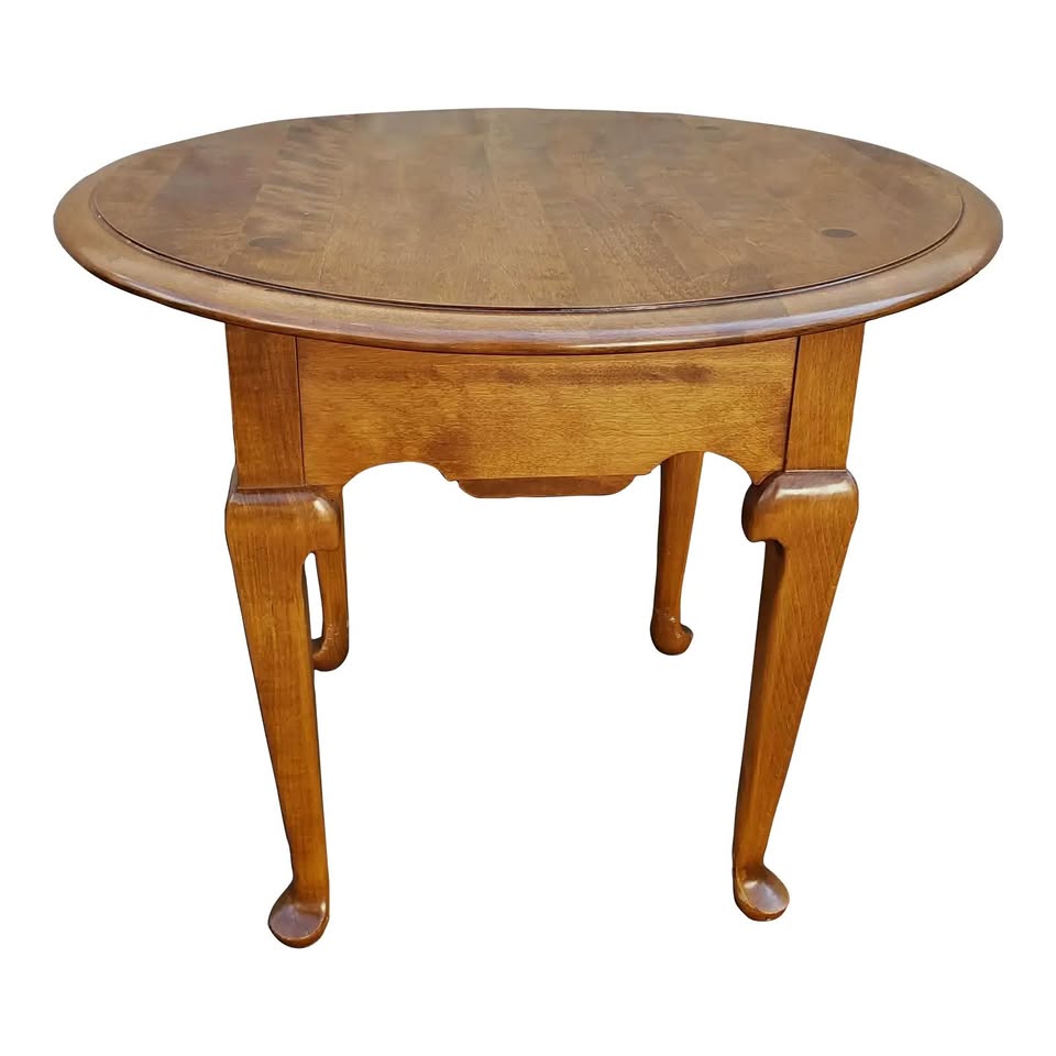 Vintage Ethan Allen Queen Anne Maple Side Table  Mid-Century Classic