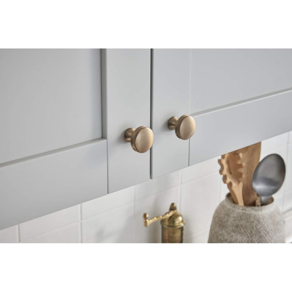 Jeffrey Alexander 445SBZ 1-1/4" Diameter Satin Bronze Marie Cabinet Knob