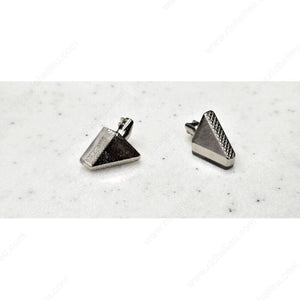Richelieu BP66Z180 Triangle Glass Shelf Support, Nickel