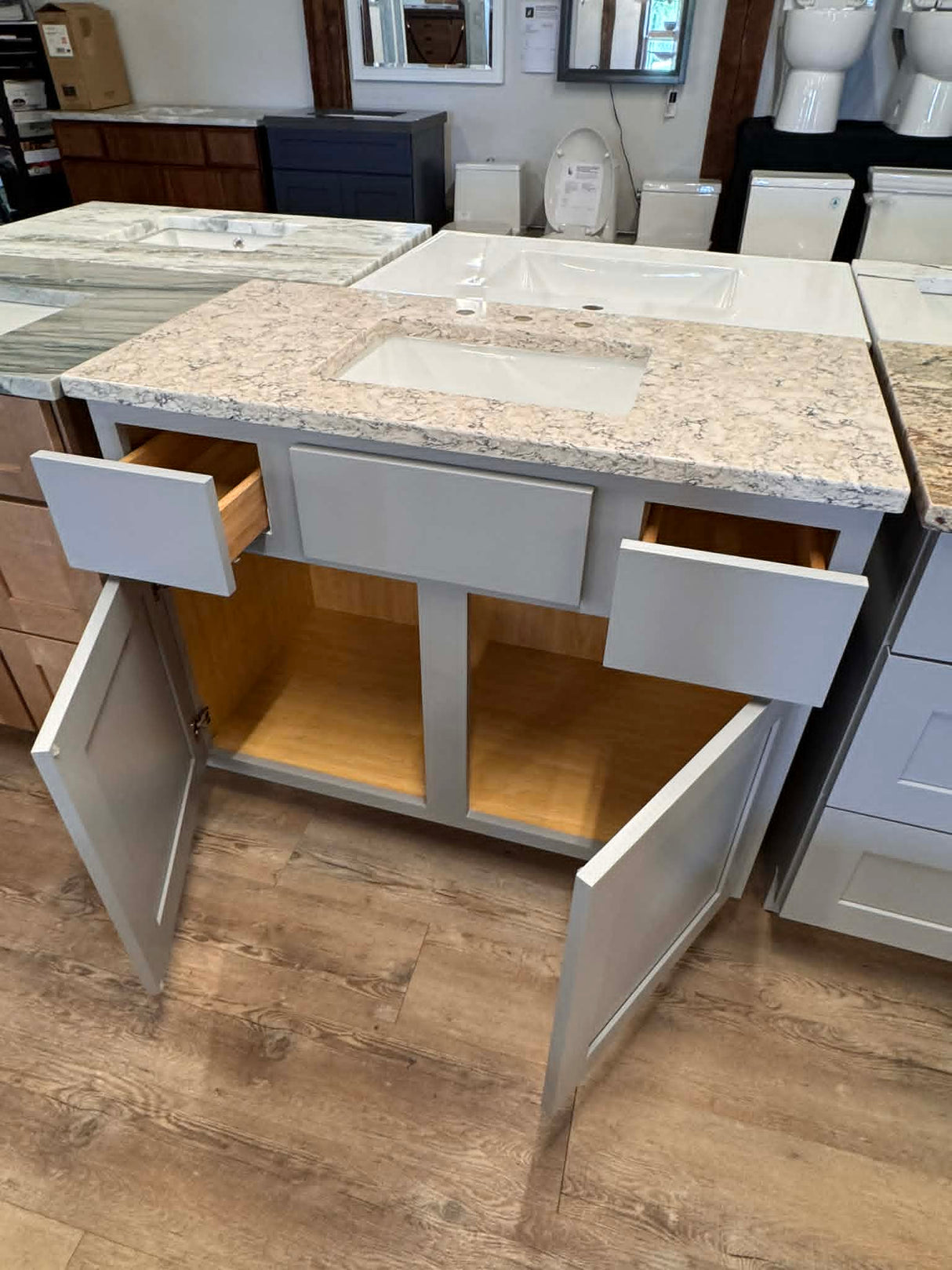 43" Glorious KCD Light Grey with Custom Quartz Top Bathroom Vanity