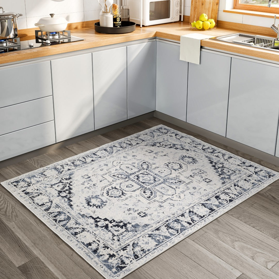 Eviva Capricorn 3' x 5' Oriental Blue/Cream Rug