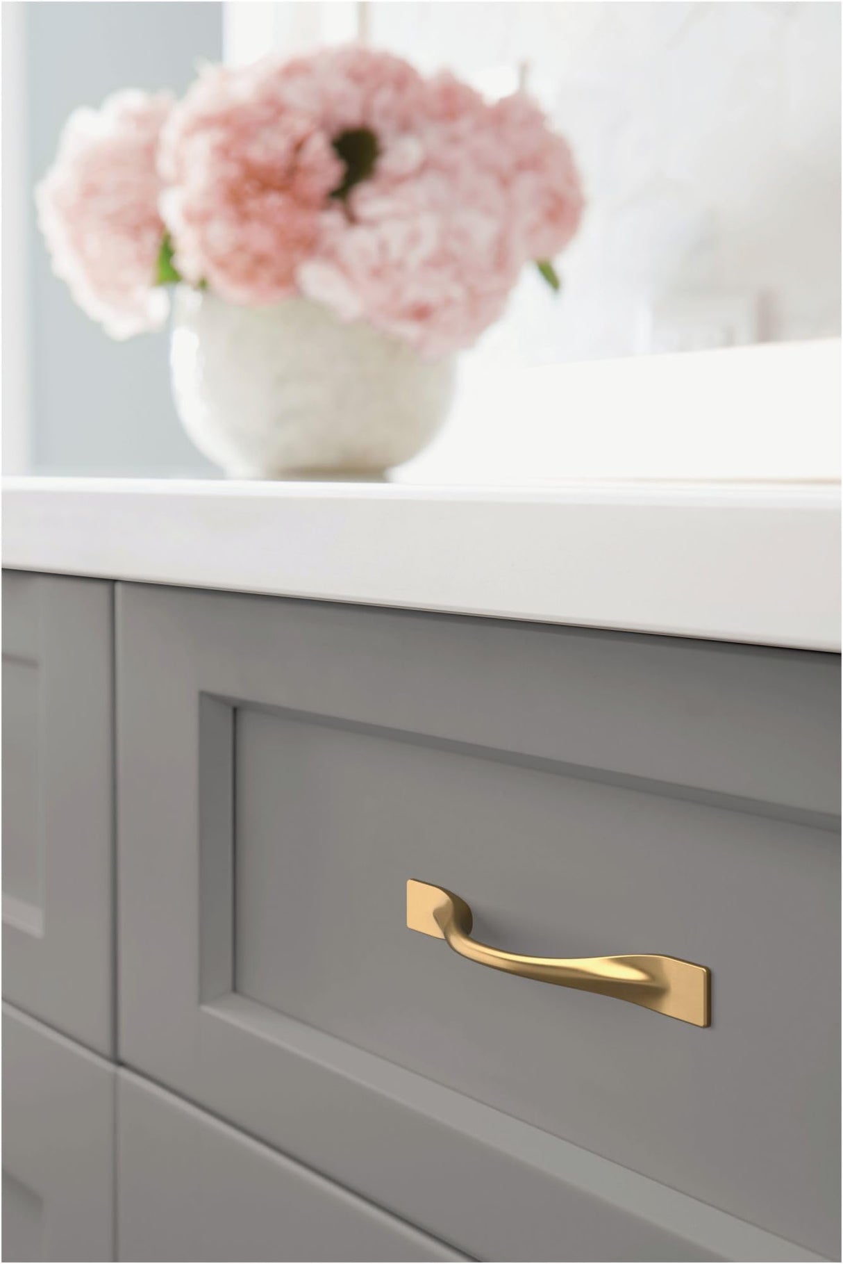 Amerock Cabinet Pull Matte Black 3-3/4 inch (96 mm) Center-to-Center Uprise 1 Pack Drawer Pull Cabinet Handle Cabinet Hardware