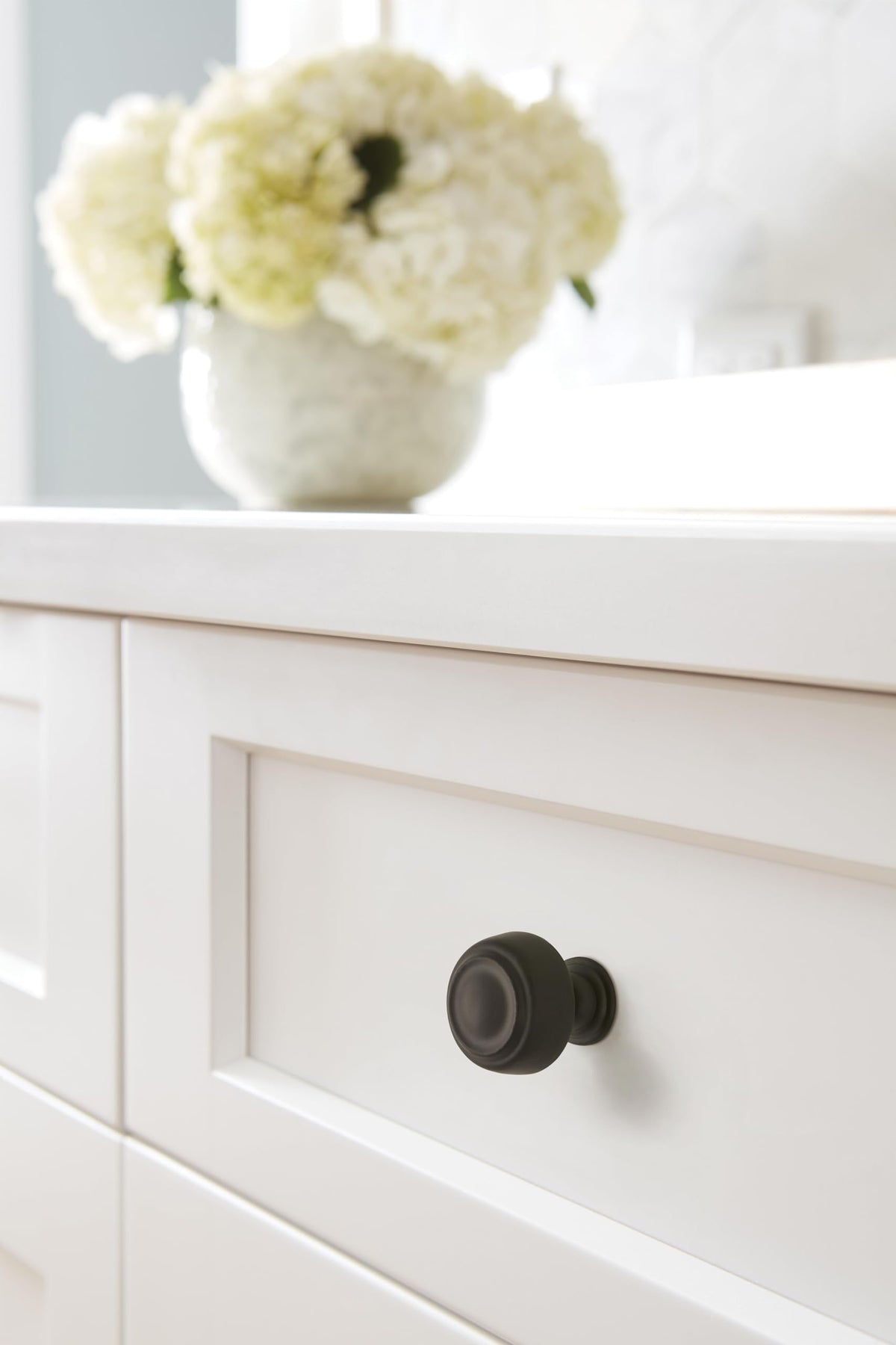 Amerock Cabinet Knob Black Bronze 1-5/8 inch (41 mm) Diameter Kane 1 Pack Drawer Knob Cabinet Hardware