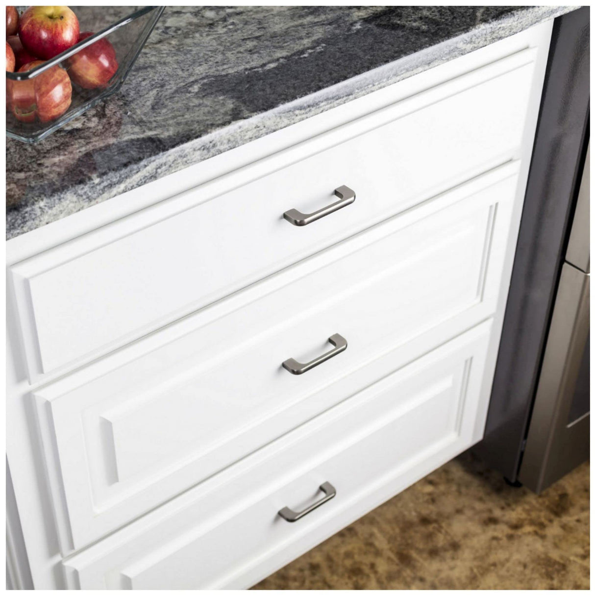 Jeffrey Alexander 264-160NI 160 mm Center-to-Center Polished Nickel Alvar Cabinet Pull