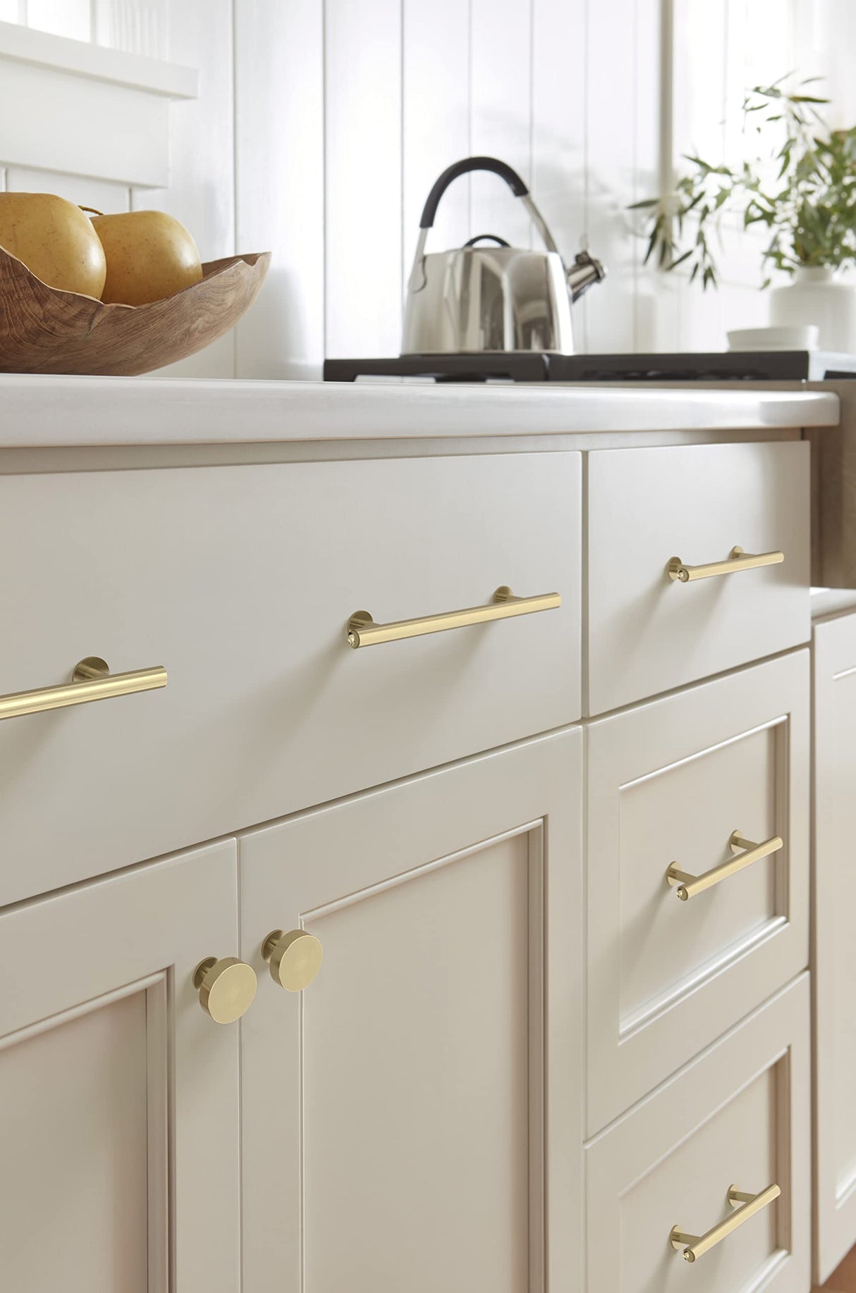 Amerock Cabinet Pull Golden Champagne 3-3/4 in (96 mm) Center-to-Center Drawer Pull Radius Kitchen and Bath Hardware Furniture Hardware