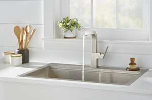 Gerber D404562SS Stainless Steel Mid-town Single Handle Pull-out Kitchen Faucet
