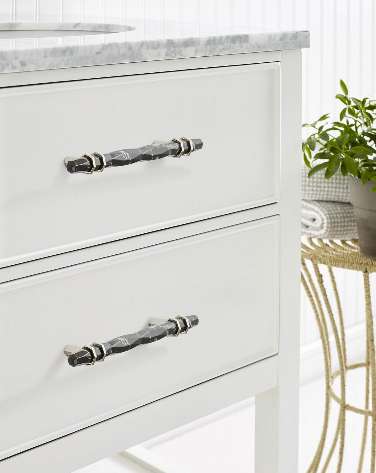 Amerock BP36649MBKPN Carrione Cabinet Pull, 5-1/16 in (128 mm) Center-to-Center, Marble Black/Polished Nickel