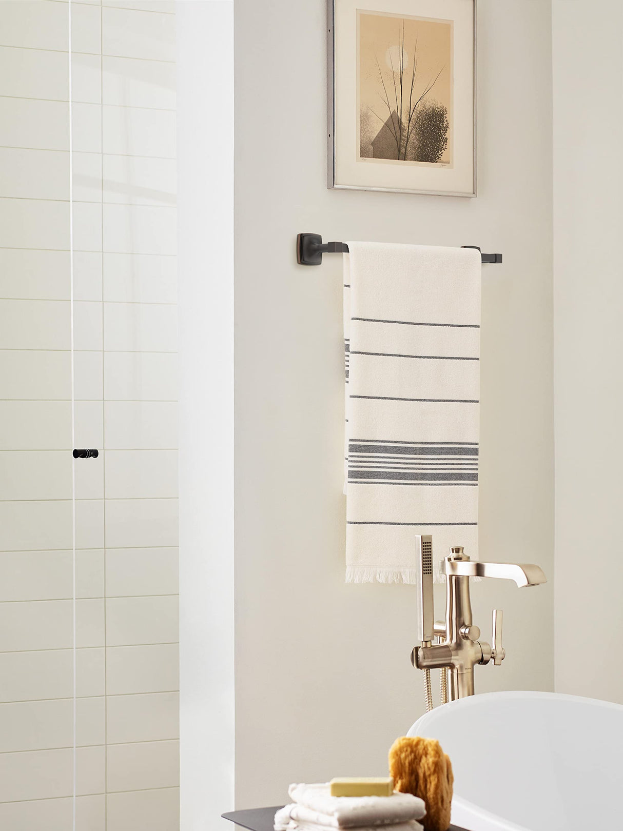Amerock BH36093ORB Oil Rubbed Bronze Towel Bar 18 in (457 mm) Towel Rack Stature Bathroom Towel Holder Bathroom Hardware Bath Accessories