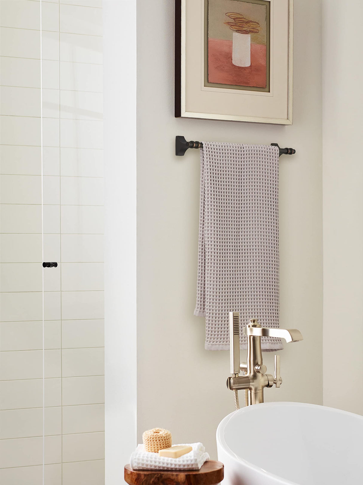 Amerock BH36053ORB Oil Rubbed Bronze Towel Bar 18 in (457 mm) Towel Rack Davenport Bathroom Towel Holder Bathroom Hardware Bath Accessories
