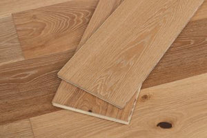 CALI Chardonnay Oak Extra Wide T&G Case (Covers 34.1 sqft) 7601002900