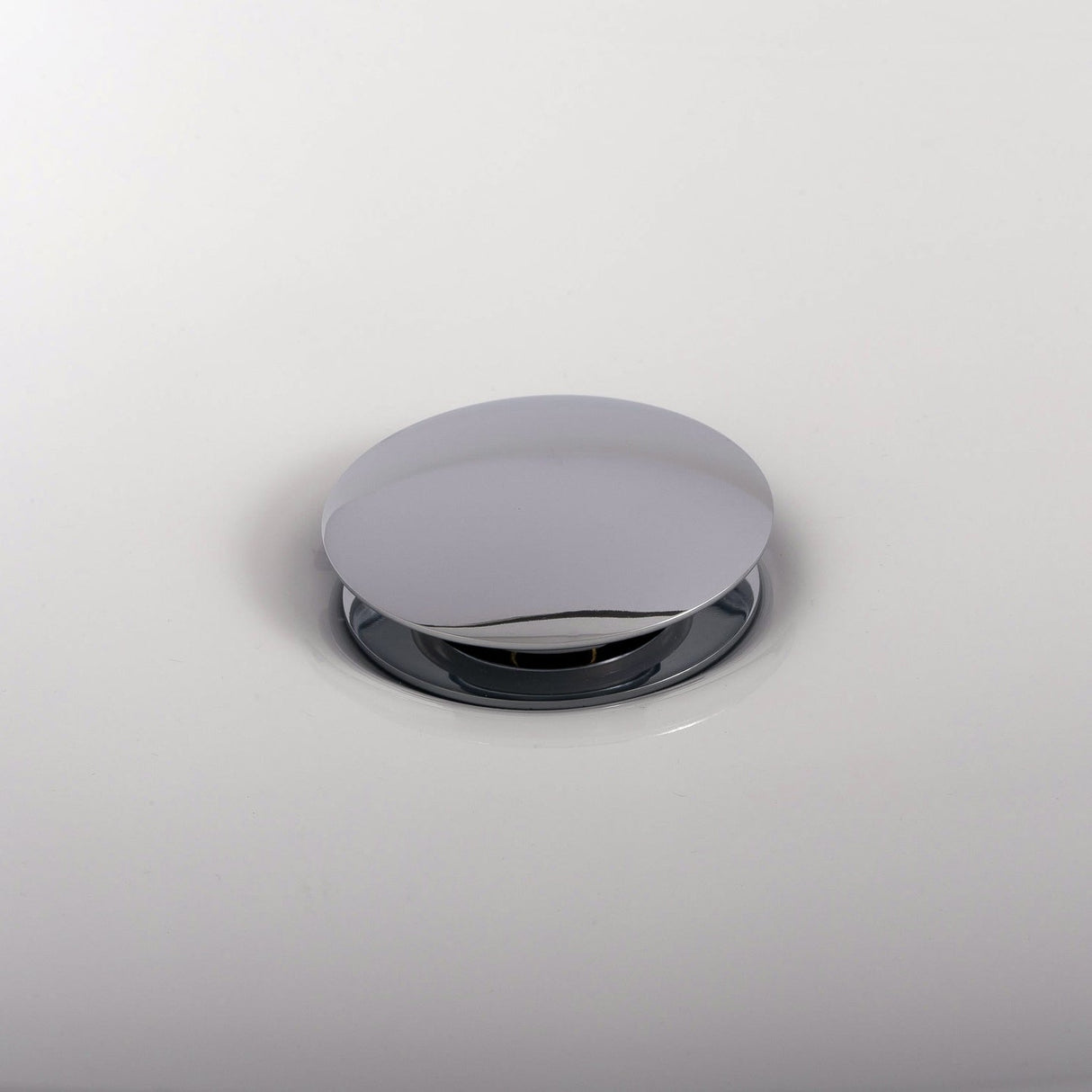 DAX Brass Round Vanity Sink Pop-Up Drain with Overflow, Chrome DAX-82006-CR