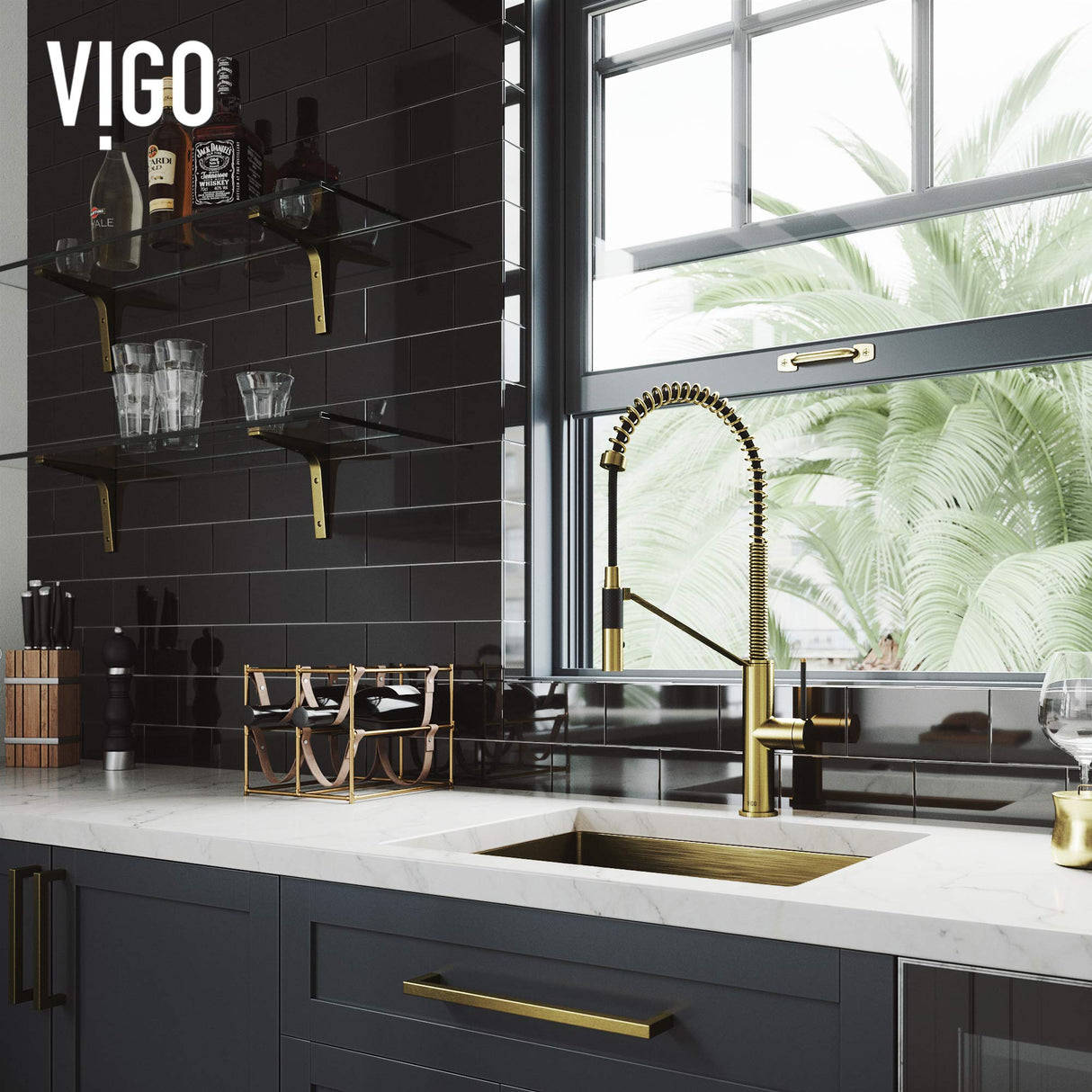 VIGO Livingston Matte Gold Kitchen Faucet with Pull-Down Sprayer | Solid Brass Faucet for Kitchen Sink with 1.8 GPM Magnetic Spout | Single-Handle Kitchen Sink Faucet with Swivel Sink Sprayer