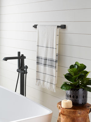 Amerock BH36013MB Matte Black Towel Bar 18 in (457 mm) Towel Rack Highland Ridge Bathroom Towel Holder Bathroom Hardware Bath Accessories