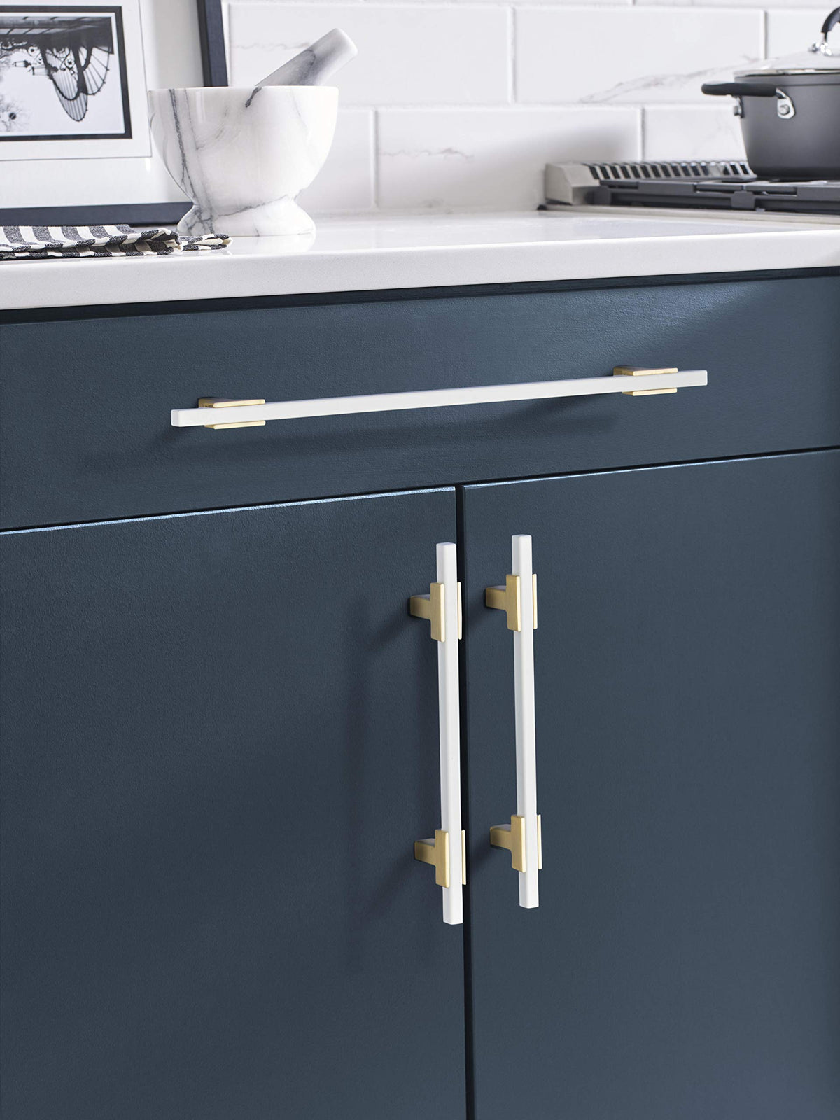 Amerock Cabinet Pull Brushed Gold/White 10-1/16 inch (256 mm) Center to Center Urbanite 1 Pack Drawer Pull Drawer Handle Cabinet Hardware