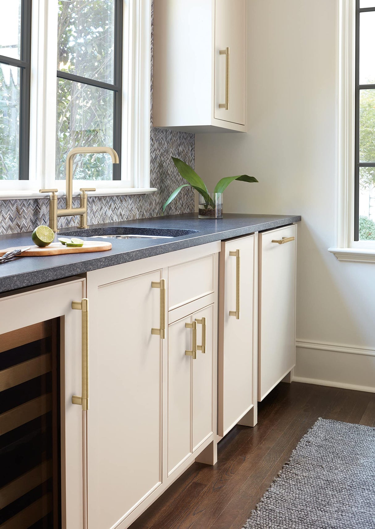 Amerock Kitchen Cabinet Pull Golden Champagne 8 in (203 mm) Center-to-Center Bronx 1 Pack Furniture Hardware Cabinet Handle Bathroom Drawer Pull