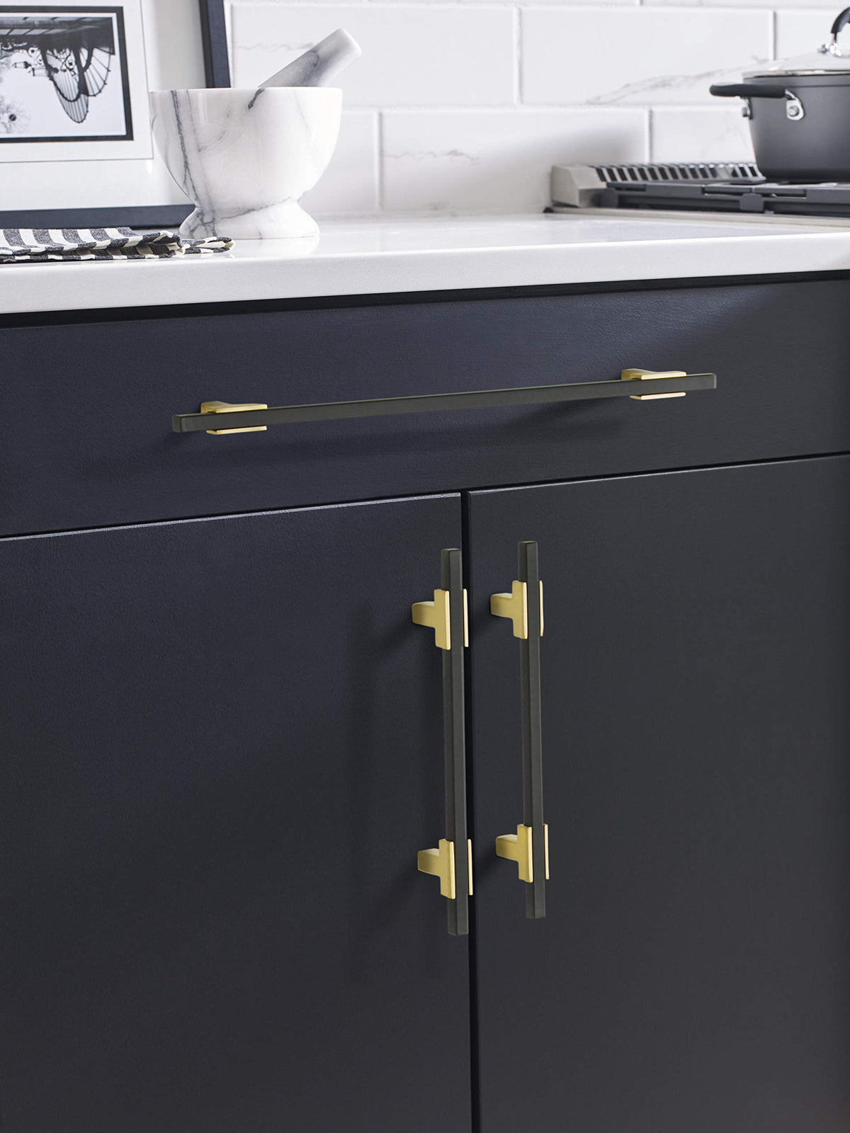 Amerock Cabinet Pull Brushed Gold/Matte Black 10-1/16 inch (256 mm) Center to Center Urbanite 1 Pack Drawer Pull Drawer Handle Cabinet Hardware