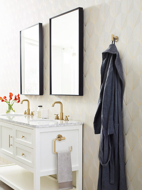 Amerock BH26541CZ Champagne Bronze Towel Ring 6-7/16 in (164 mm) Length Towel Holder Arrondi Hand Towel Holder for Bathroom Wall Small Kitchen Towel Holder Bath Accessories