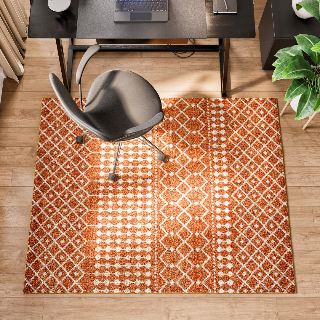 Eviva Grid 5' x 7' Geometric Orange/Cream Rug
