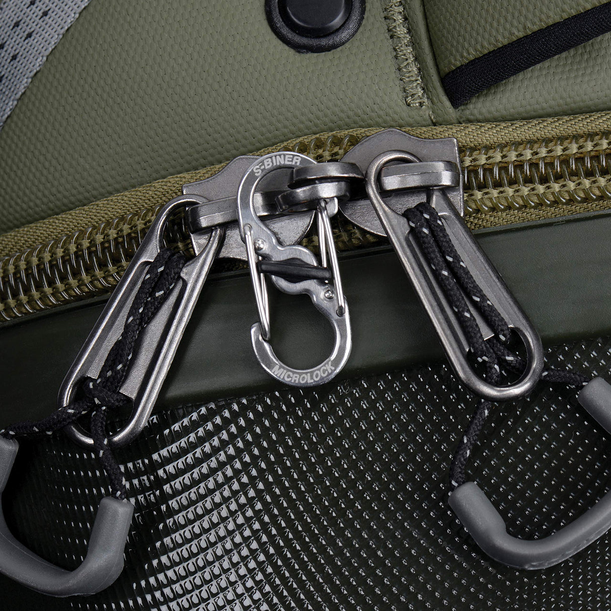 Nite Ize S-Biner MicroLock Aluminum, Locking Keychain Carabiner, 5 Pack, Assorted Colors