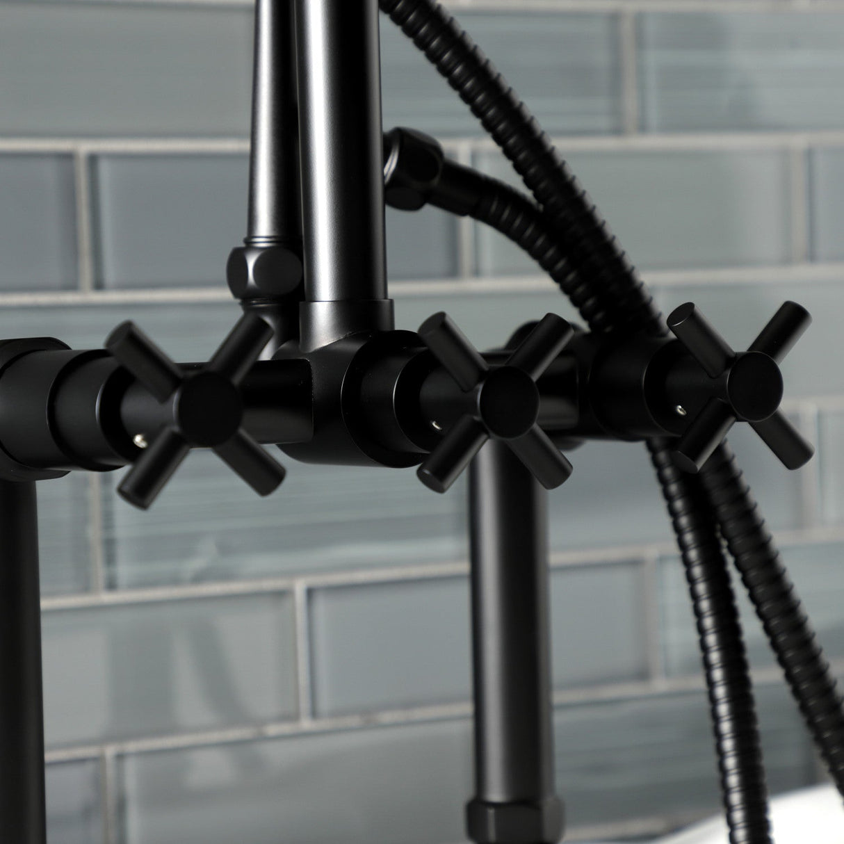 Concord AE8400DX Deck Mount Clawfoot Tub Faucet, Matte Black