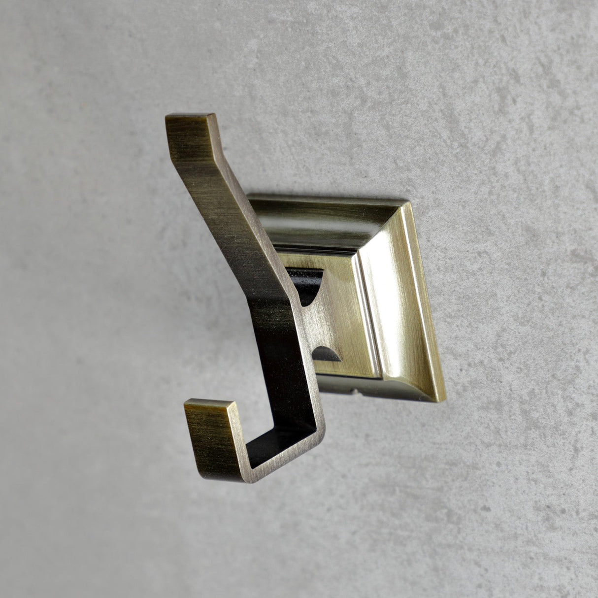 Monarch BAHK61212478AB 5-Piece Bathroom Hardware Set, Antique Brass