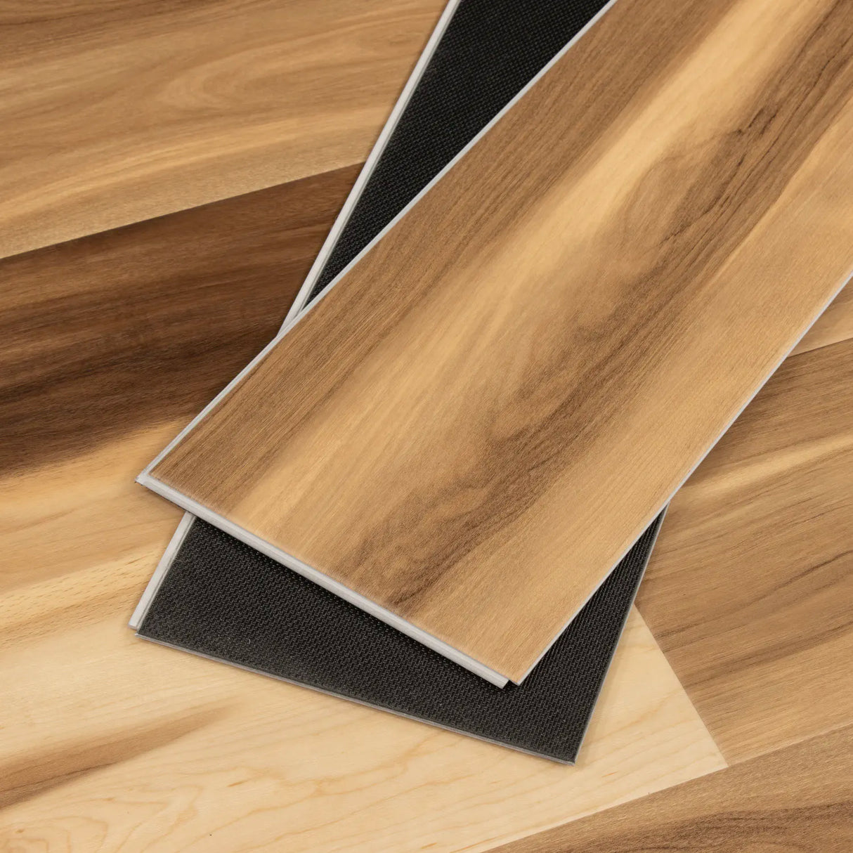 CALI Huntington Hickory High Tide Extra Wide Click (Covers 26.22 SQFT) 7904520400