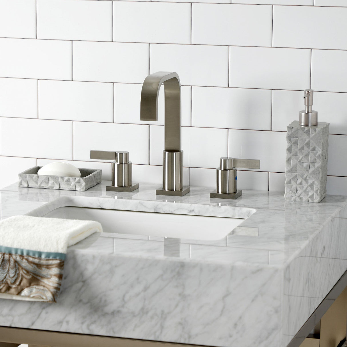 Trimscape CC43108DLLKB30 Contemporary Plumbing Sink Trim Kit with Bottle Trap, Brushed Nickel