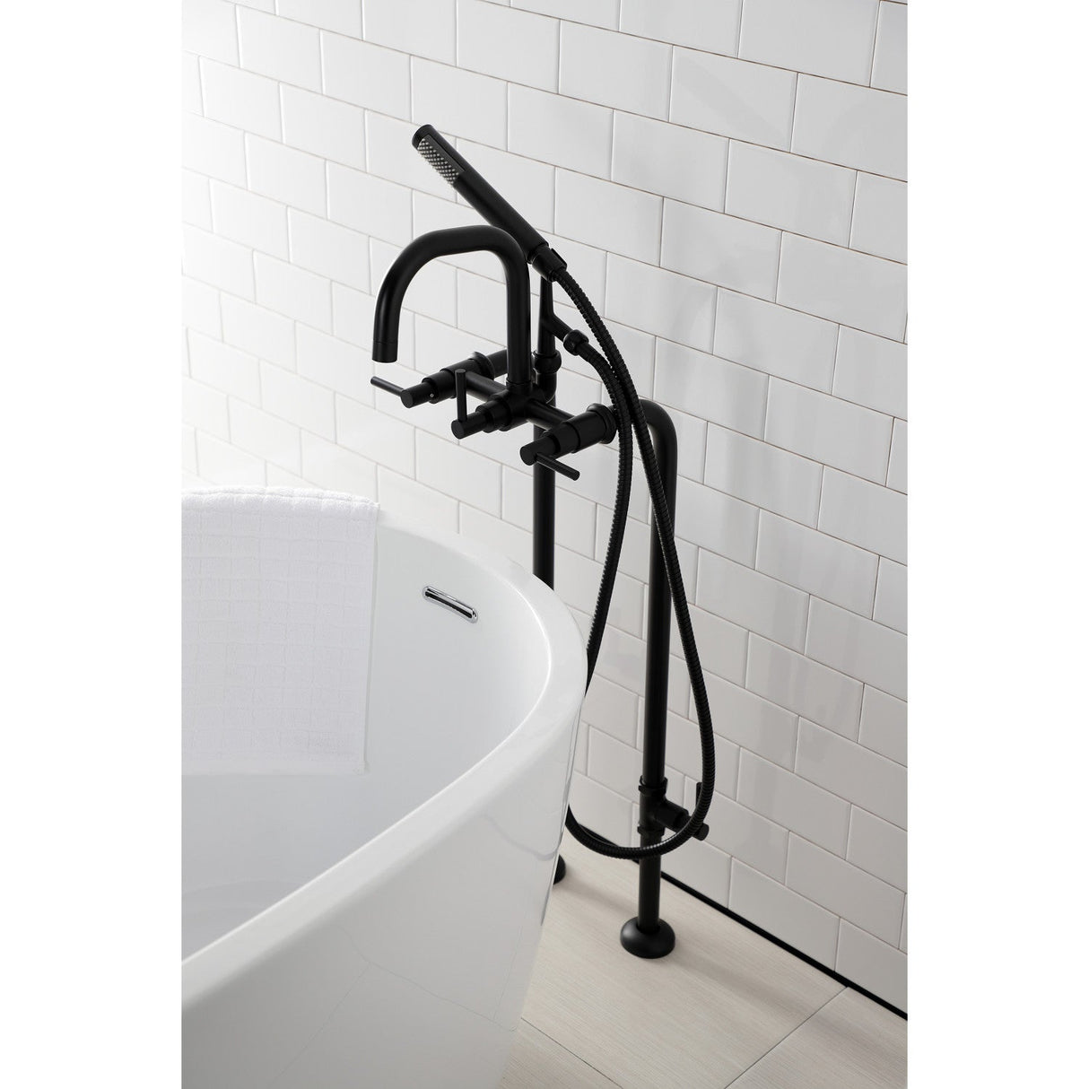 Concord CCK8400DL Freestanding Tub Faucet with Supply Line and Stop Valve, Matte Black