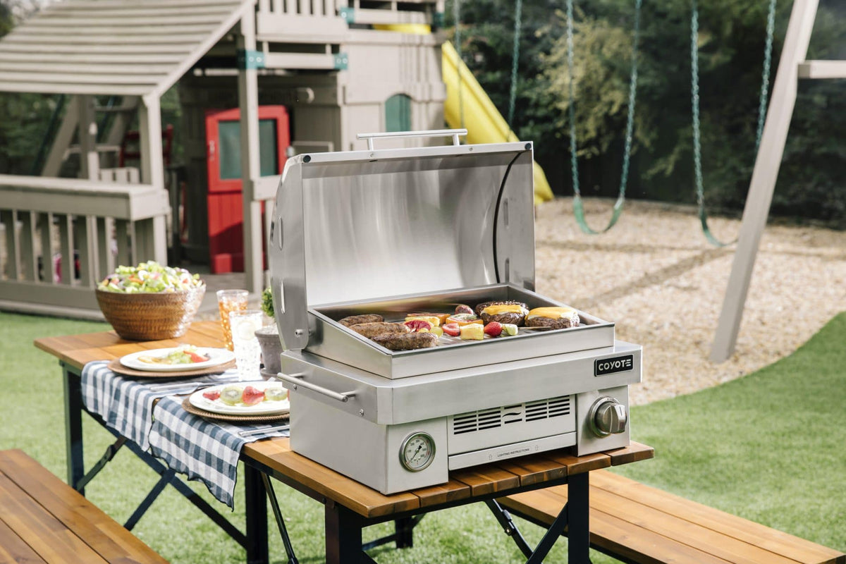 Coyote C1PORTLP 25" Portable Gas Grill, 1 Burner, Ceramic, Liquid Propane, Stainless Steel - image 5