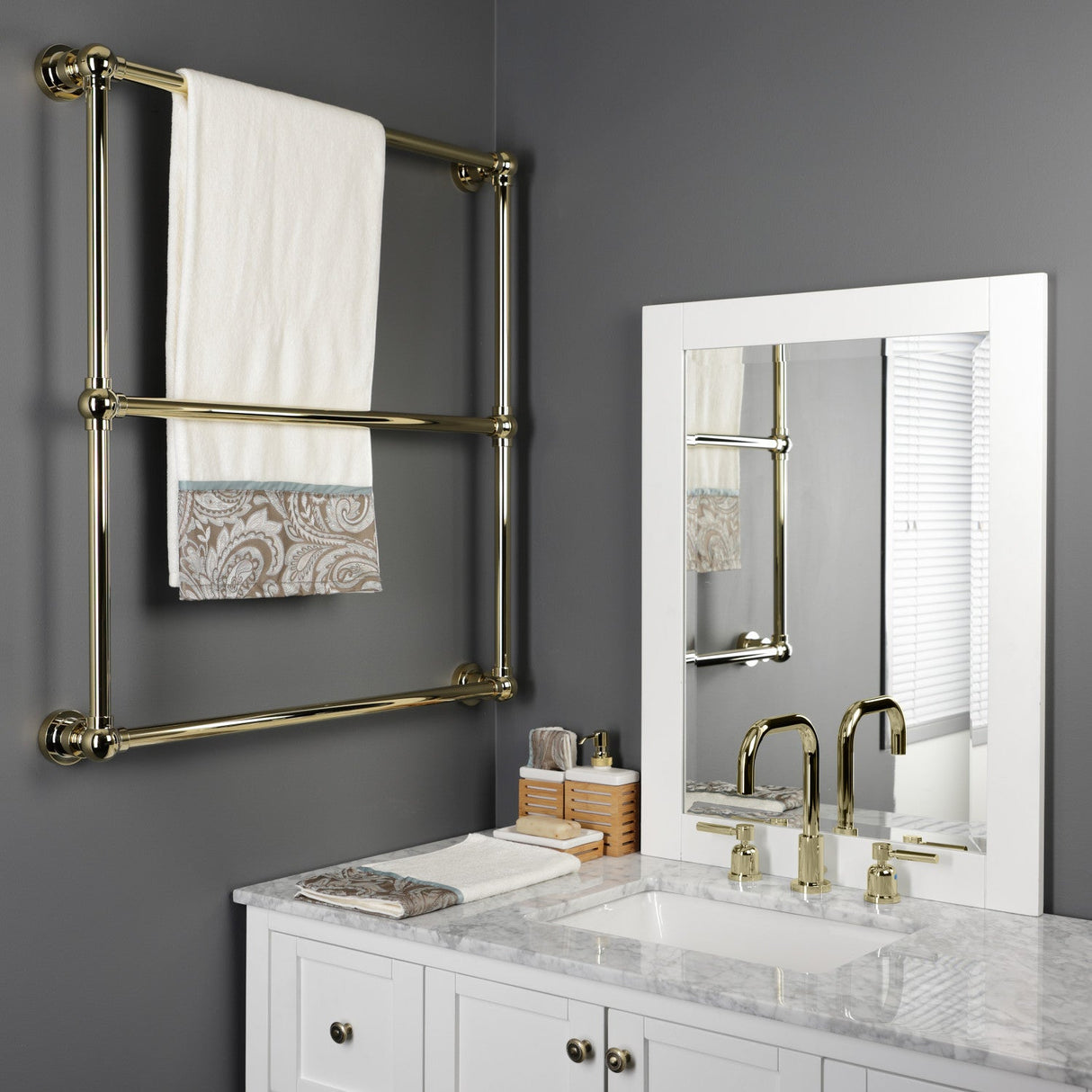 Palatine DTM32303PB 30-Inch Wall Mount 3-Bar Towel Rack, Polished Brass