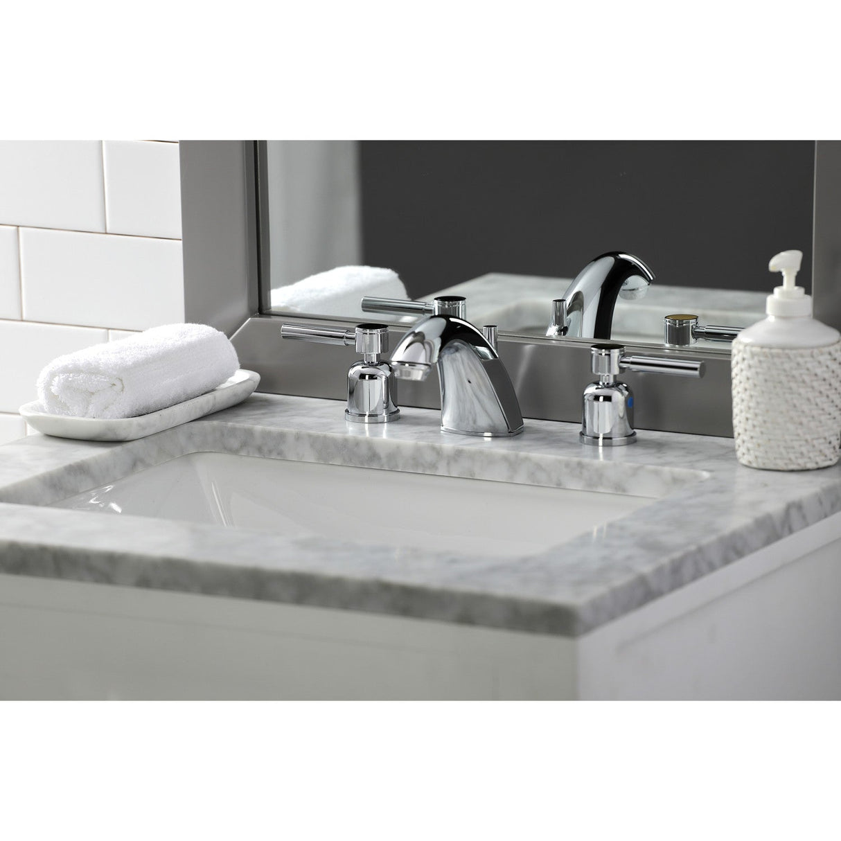 Concord FB8951DL Two-Handle 3-Hole Deck Mount Widespread Bathroom Faucet with Plastic Pop-Up, Polished Chrome