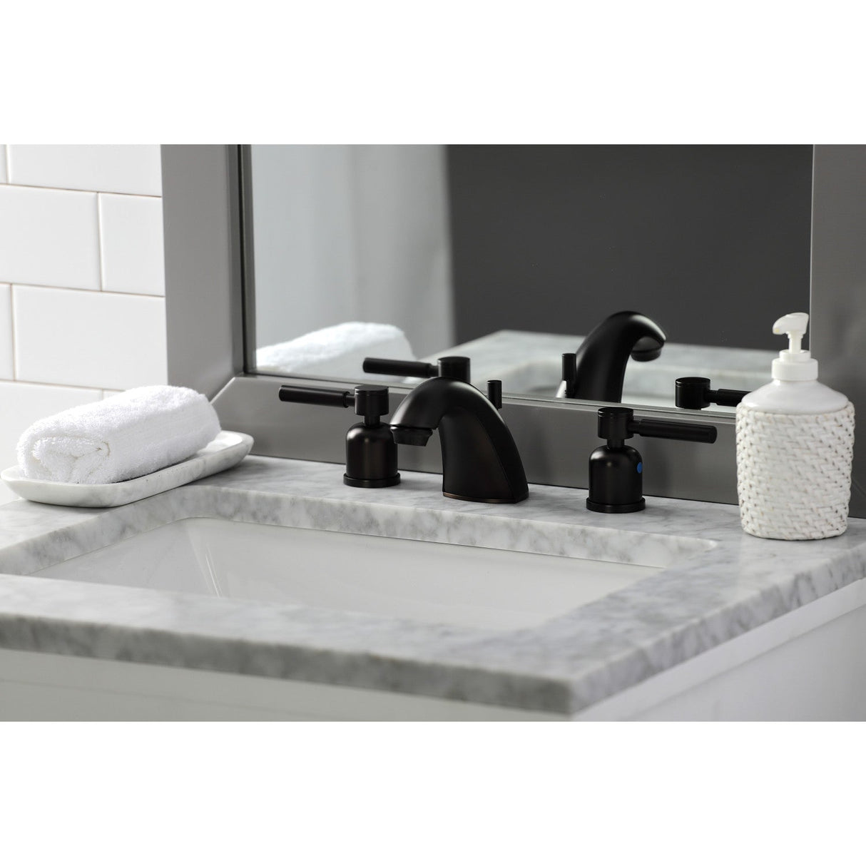 Concord FB8955DL Two-Handle 3-Hole Deck Mount Widespread Bathroom Faucet with Plastic Pop-Up, Oil Rubbed Bronze