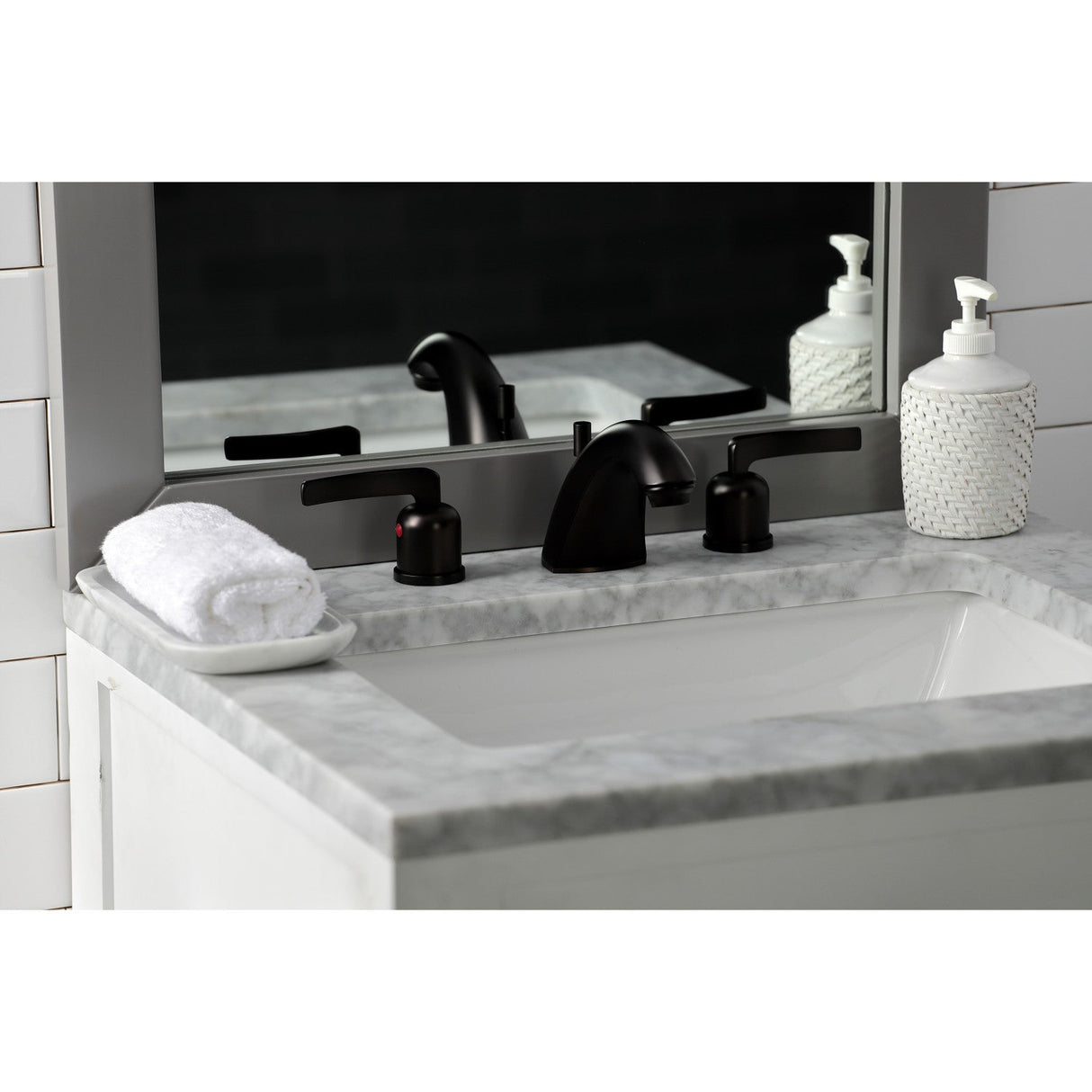 Centurion FB8955EFL Two-Handle 3-Hole Deck Mount Widespread Bathroom Faucet with Plastic Pop-Up, Oil Rubbed Bronze