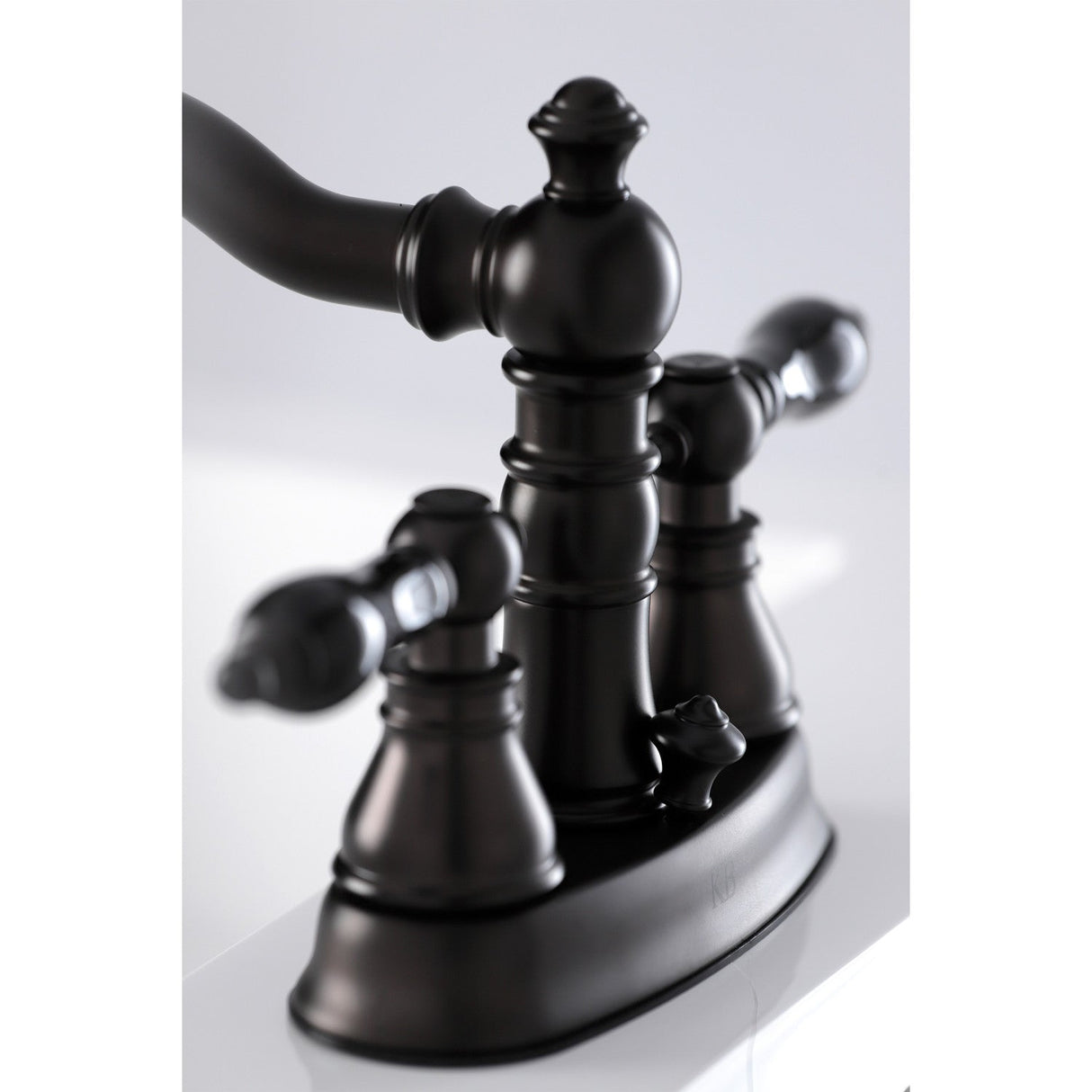 Duchess FSC1605AKL Two-Handle 3-Hole Deck Mount 4" Centerset Bathroom Faucet with Pop-Up Drain, Oil Rubbed Bronze