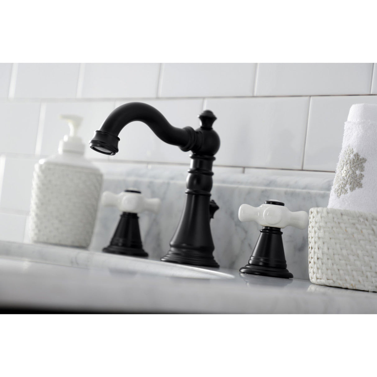 American Classic FSC1970APX Two-Handle 3-Hole Deck Mount Widespread Bathroom Faucet with Brass Pop-Up, Matte Black