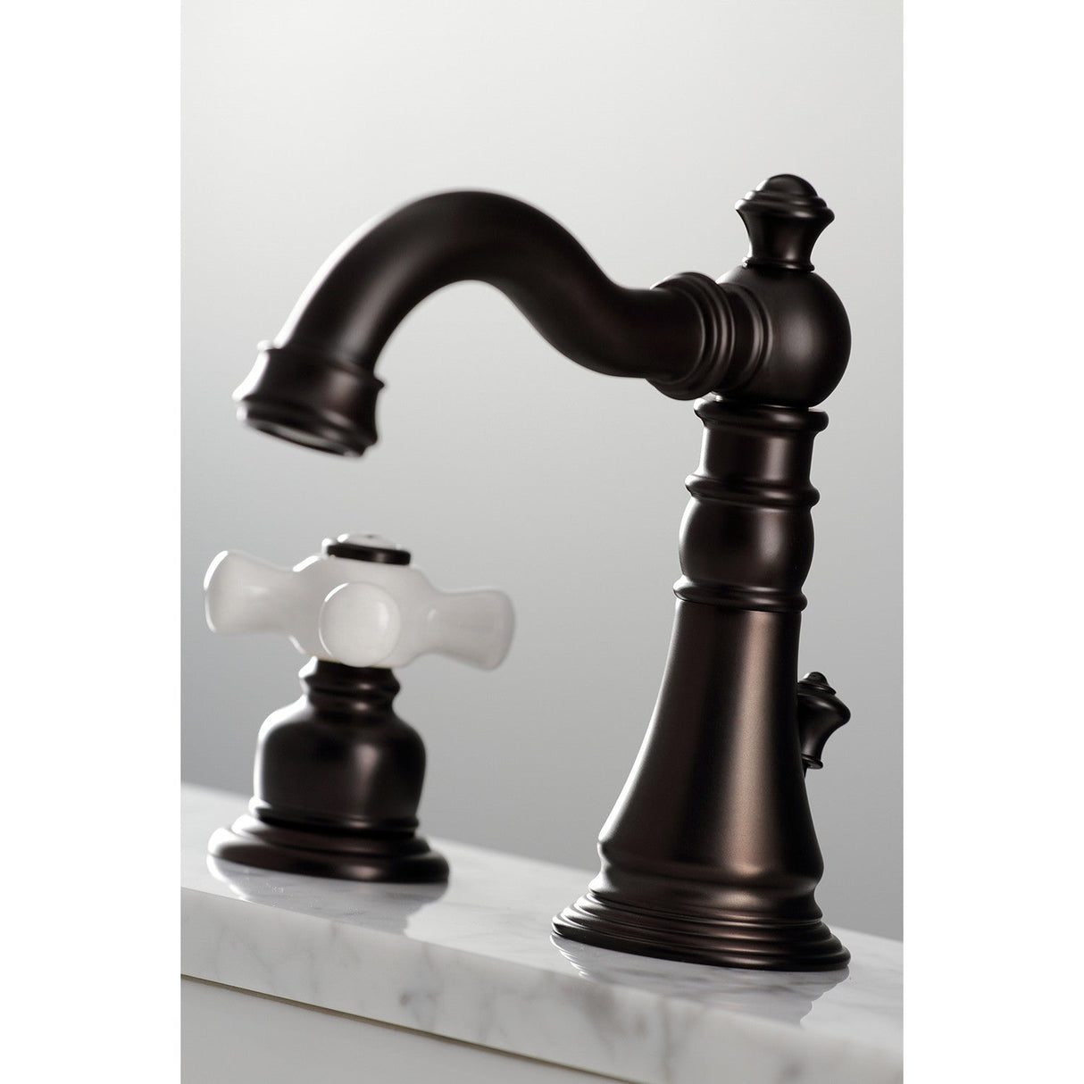 American Classic FSC1975PX Two-Handle 3-Hole Deck Mount Widespread Bathroom Faucet with Pop-Up Drain, Oil Rubbed Bronze