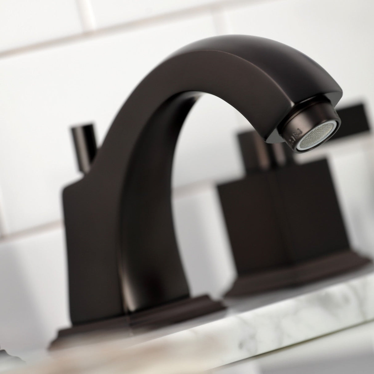 Meridian FSC4685NQL Two-Handle 3-Hole Deck Mount Widespread Bathroom Faucet with Pop-Up Drain, Oil Rubbed Bronze